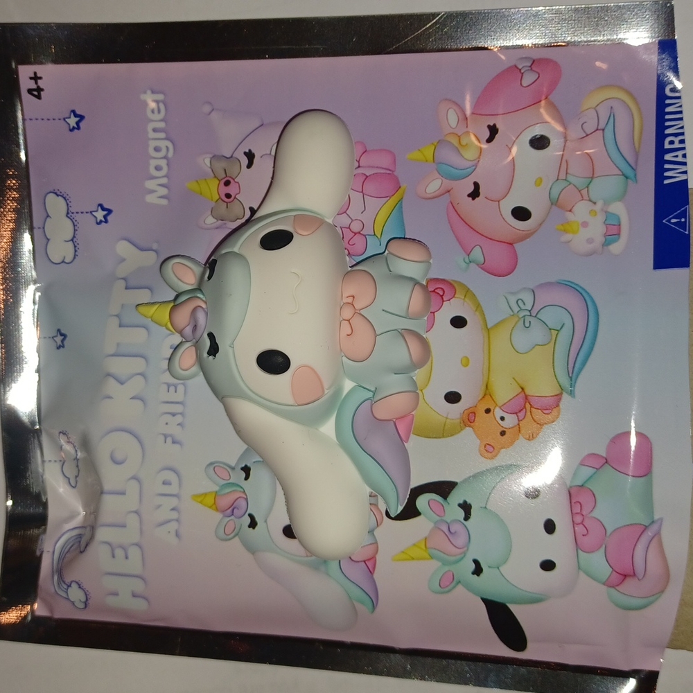 Cinnamoroll magnet